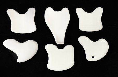 Introduction to the molding method of alumina ceramic materials