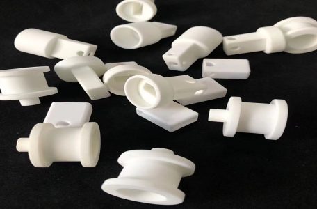 The application range of ceramic sealing ring and its performance characteristics